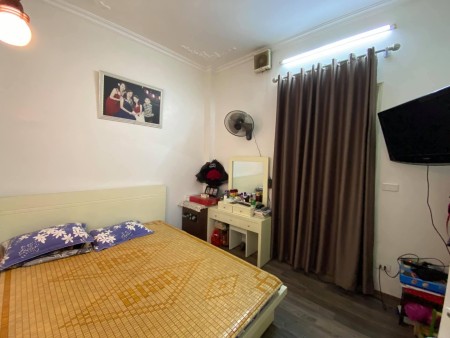 Bán nhà nguyên căn Minh Khai Times City diện tích 43m2, 4 tầng đúc, giá 2.9 tỷ, lh 0702173475