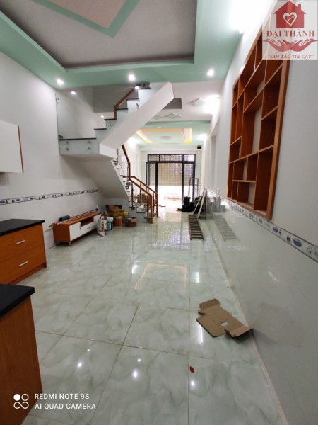 Bán nhà mới phường an bình giá rẻ chỉ 2 tỷ 9, thương lượng sân ô tô sổ hồng riêng, lhcc
