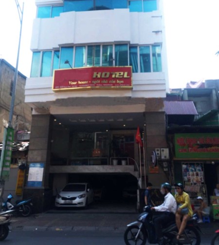 Bán Nhà Mặt Phố Bạch Mai Hai Bà Trưng diện tích 200m2 mặt tiền 6,5m giá bán 53,9 tỷ