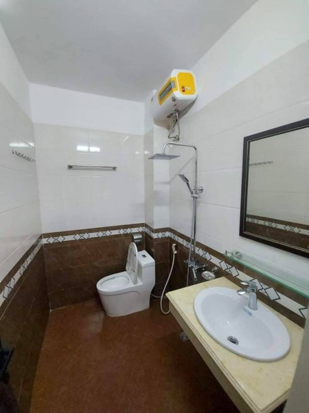 Nhà mới ở luôn 10m ra đường ô tô nội thất xịn xò trung tâm dtsd 31m2, 5 tầng giá nhỉnh 3 tỷ