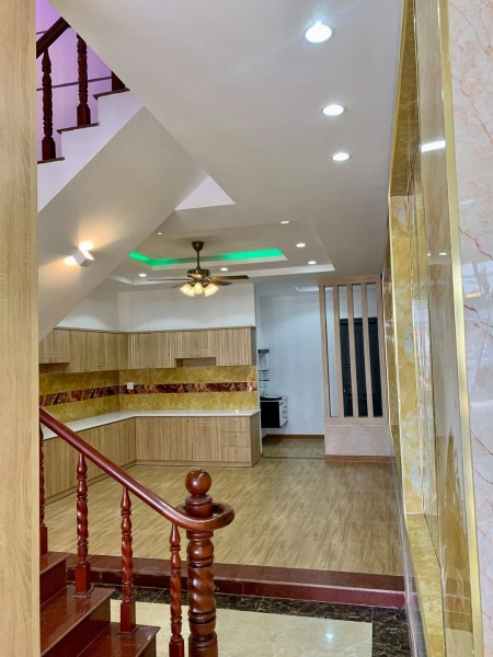 Bán gấp nhà lầu Quận Cái Răng, Cần Thơ giá tốt lh 0775852924 giá 2.55 tỷ, thương lượng