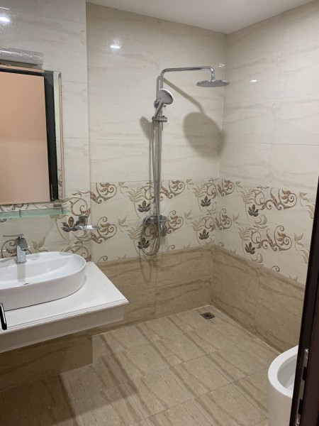 Bán nhà xây mới 4.5 tầng liền kề Ngọc Thụy đầy đủ nội thất giá mùa dịch lh 0815513333