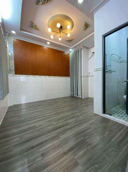 Bán nhà Bình Chánh vừa hoàn thiện, SHR, Cách chợ Bình Chánh 2km