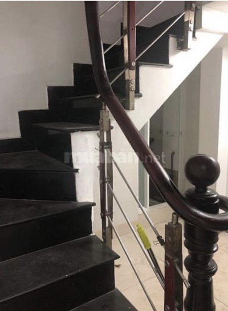 Bán gấp nhà đẹp 1 trệt 5 lầu tại 76 Nguyễn Thiện Thuật P2 Quận 3 liên hệ 0934067706