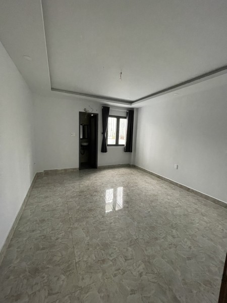Nhà Mới Xây mặt tiền Hẻm Kinh doanh đường D2: Trệt 4 Lầu - Thang Máy