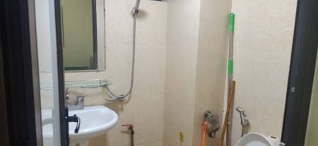 Cho thuê căn hộ liên hệ bà Thanh 0858705218 giá cho thuê 3.5 triệu/tháng, khu dân cư đông đúc