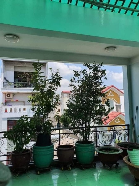 Nhà 4 Tầng khu Cực chất Phạm văn Bạch hẻm 10m nơi đáng sống khu dân cư đông đúc