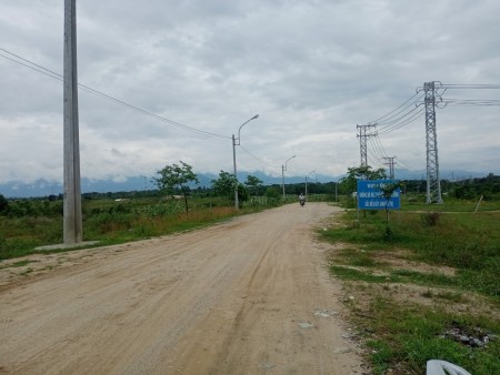 Cần bán nguyên lô đất Ninh Sơn, diện tích 1.362m2, giá tốt, liên hệ 0933763393 sổ sẵn