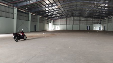 Cho thuê kho xưởng 2400m2 KCN Tân Tạo, Quận Bình Tân