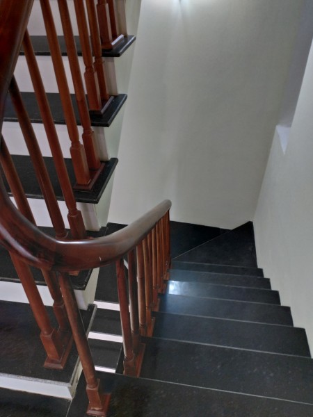 Bán Nhà Hoàng Quốc Việt, Nhà siêu đẹp, ở luôn, diện tích sử dụng 30m2 giá bán 2,9 tỷ
