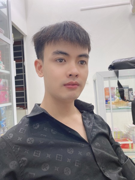 Nguyễn Hữu Quang