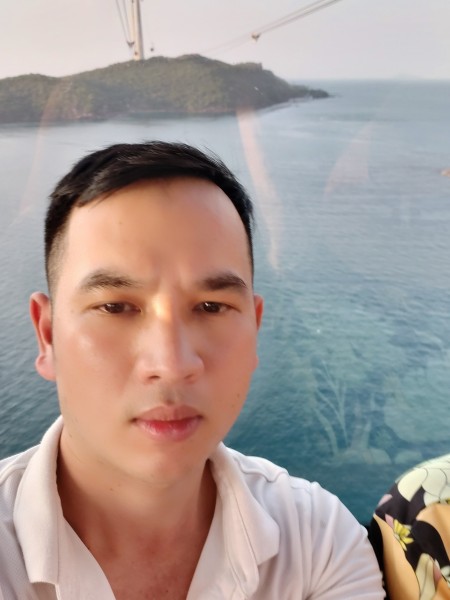 Nguyễn Quang Hùng