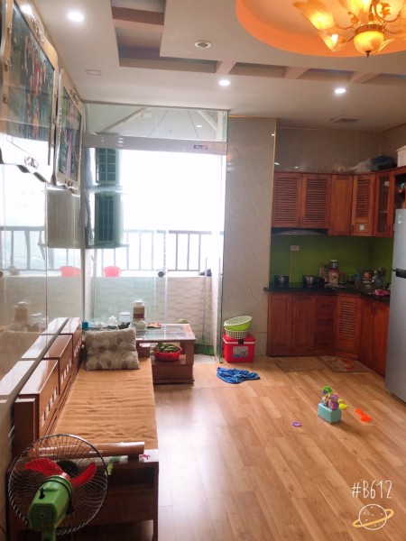 Cần bán gấp chung cư Kim Văn Kim Lũ, Hoàng Mai giá tốt tiện đầu tư, sổ đỏ chính chủ