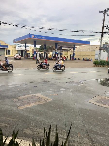Cho thuê nhà mặt tiền 6 lầu mới xây 100% có thang máy liên hệ xem nhà 0392522170