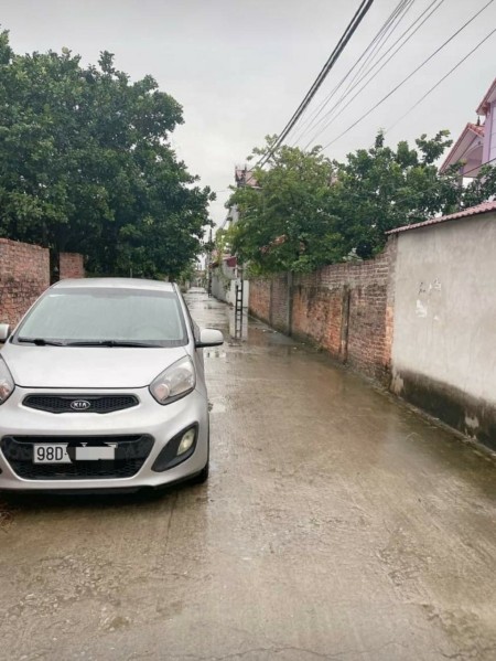 Hàng nét căng vừa ra lò S=130m với giá 455tr tại Yên Dũng (đã có sổ đỏ)