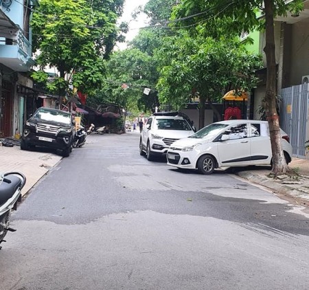 Bán nhà khu phân lô ô tô an ninh tránh, kinh doanh bất chấp 5 tầng đúc, dt 46m2, giá 5.7 tỷ
