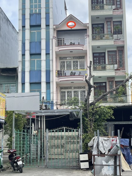 CHDV Mặt Tiền Ung Văn Khiêm diện tích sử dụng 4x30m, trệt 3 lầu giá bán 32 triệu