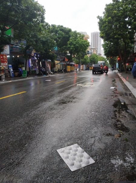 Bán căn nhà 5 tầng tại thị trấn Chúc Sơn, Chương Mỹ diện tích 80m2 giá bán 4.5 tỷ