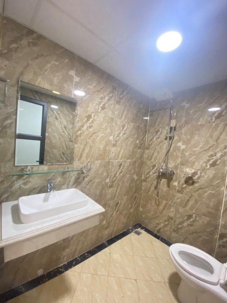 Chính chủ bán nhà Trần Cung, XÂY MỚI, 3 bước công viên HOÀ BÌNH, 36m2, 5 TẦNG, nhỉnh 3 tỷ.