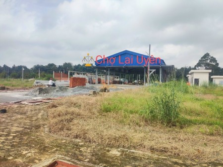 Đất 2 mặt tiền Quốc Lộ 13 và DH516 sổ hồng riêng bàn giao sang tên ngay trong ngày, lhcc
