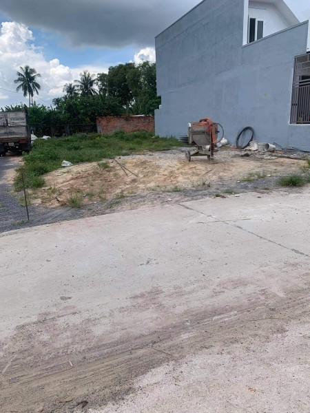Đất gần chợ Bình Sơn đường DT769 thổ cư 100%, sổ hồng riêng liên hệ 0374804086 em Hảo