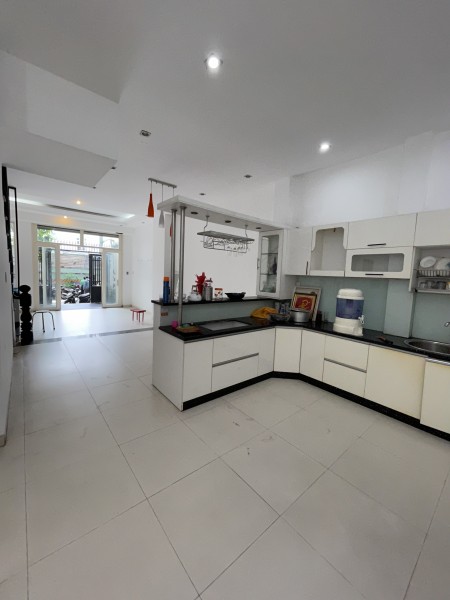 Cho Thuê Villa Mini đường Đặng Thùy Trâm: Trệt 2 Lầu - Sân Thượng: Giá 22tr/th