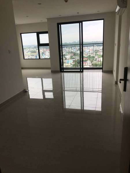 Cần bán căn góc 3PN2WC Vinhomes Quận 9, tầng trung, giá bán 2.75 tỷ hỗ trợ vay ngân hàng
