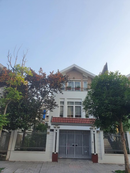 Bán biệt thự Văn Phú để về quê xây mới liên hệ 0334733755, sổ đỏ cất két, giá tốt đầu tư