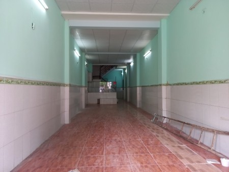 Nhà mặt tiền vừa ở vừa kinh doanh, ngay Giggamall, ngã tư Bình Triệu, đường Phạm Văn Đồng