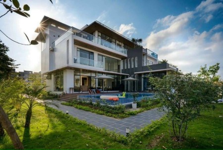 Bán biệt thự nghỉ dưỡng nằm trên quần thể Sân Golf FLC Hạ Long, sở hữu lâu dài
