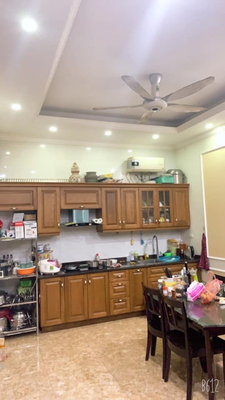 Đội Cấn, một nhà ra phố, 5 tầng ở luôn giá bán chỉ 7 tỷ liên hệ xem nhà 0988899816