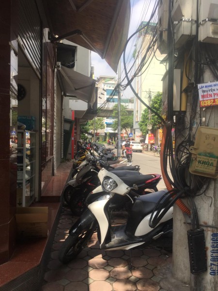 Chính chủ cho thuê nhà mặt phố cực đẹp tại phố Nguyễn Văn Tuyết cho thuê lâu dài, 26 triệu