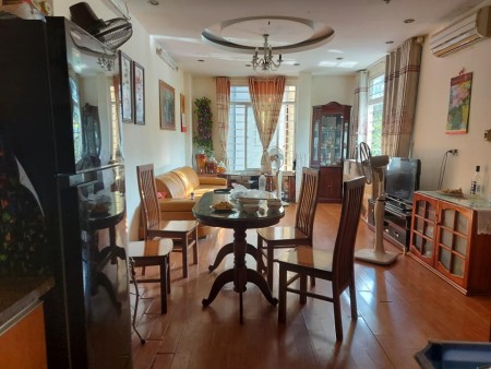 Biệt thự Âu Cơ, 30m ra phố đúc bê tông kiên cố 5 tầng giá bán 6.1 tỷ liên hệ 0988899816