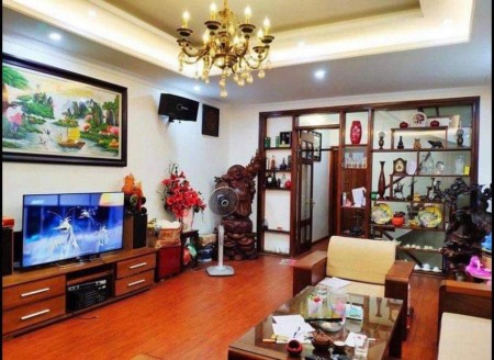 Bán nhà vị trí HIẾM phố Lê Đại Hành, nhà đẹp lung linh, 65m2, giá 14.5 tỷ
