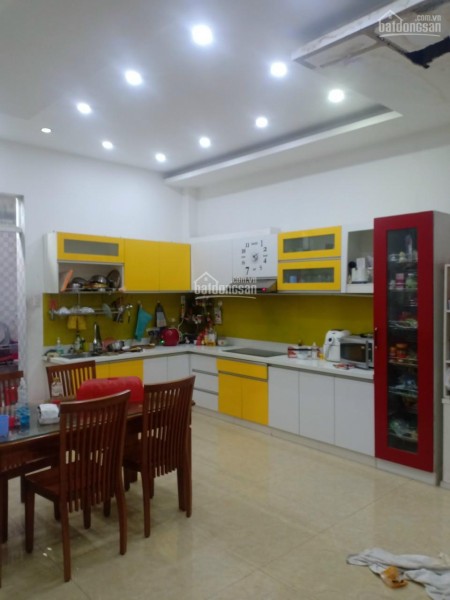 Bán nhà nguyên căn mặt tiền Đồng Nai, cư xá Bắc Hải P. 15, Quận 10 khu dân trí cao, yên tĩnh