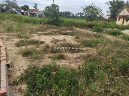 Bán đất Nghĩa Dũng, thành phố Quảng Ngãi liên hệ xem đất 0914538579, đất nở hậu, giá tốt