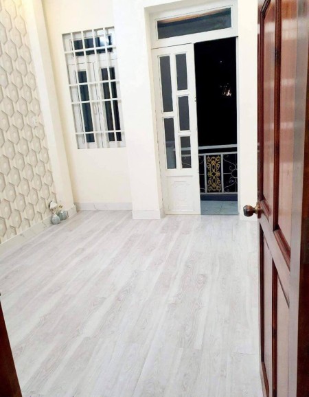 /Bán nhà Lê Đình Thám Tân Phú, dtsd 46m2, 2 tầng đúc BTCT còn 4 tỷ LH 0896721788