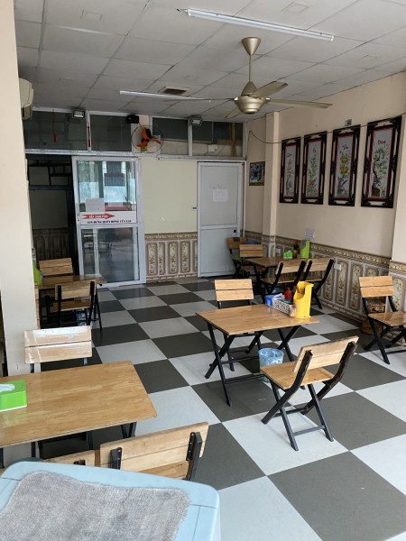 Cho thuê nhà mặt phố Tôn Thất Tùng 2 tầngTầng 1 có gác xép 20m2Tầng 2 40m2