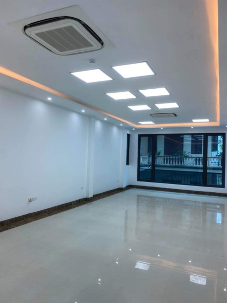 Toà nhà văn phòng kết hợp để ở đẹp hiện đại và đẳng cấp khu vực Trung Hoà, khu dân cư đông