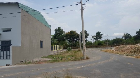 Bán đất do ngân hàng đã thẩm định giá, ngay thị trấn Long Điền, pháp lý chính chủ, sổ sẵn