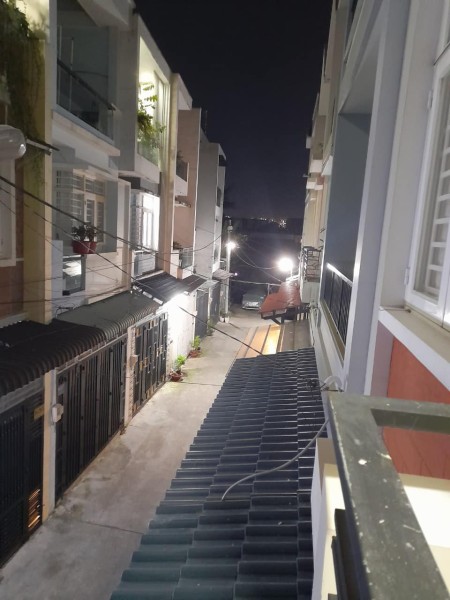 Cần tiền bán gấp nhà hẻm xe hơi Hiệp Bình Phước Thủ Đức, dtsd 56m2, giá 6,65 tỷ