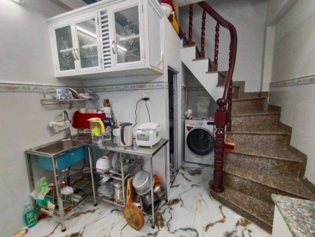 Nhà đường Xóm Chiếu Quận 4 giảm giá 200 triệu sau Covid giá chỉ 3 tỷ 9 45m2, 3 lầu,