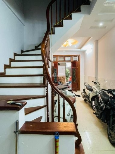Bán nhà 13,4 tỷ, ngõ 14 Duy Tân, Cầu Giấy, kinh doanh tốt, hai mặt ngõ.