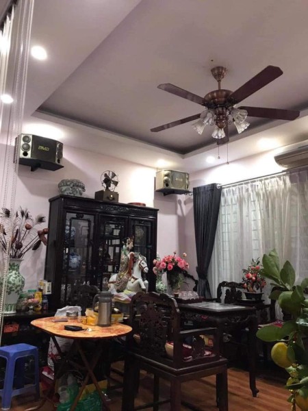 Bán nhà Ngọc Thuỵ 2 mặt thoáng, nhà đẹp ở ngay, dtsd 40m2, mặt tiền 5m, giá chào 2.85 tỷ