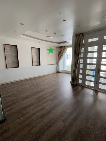 Nhà hẻm xe hơi đường Tân Cảng: Trệt 3 Lầu Full Máy Lạnh: Phù Hợp văn phòng công ty