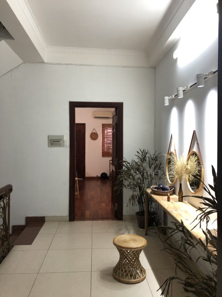 Nhà Hẻm Xe Tải đường Bùi Đình Túy diện tích sử dụng 5x20m 1 trệt 2 lầu giá 20tr/th