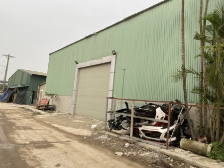 Cần bán lô đất diện tích 4000m2 đã có nhà xưởng, vị trí đẹp pháp lý rõ ràng, sổ chính chủ
