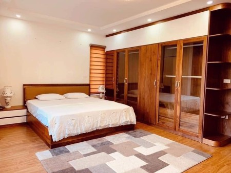 HIẾM! Nhà cực đẹp chỉ 15m ra phố ô tô đỗ, thông thoáng, Lạc Long Quân, Tây Hồ, 55m2