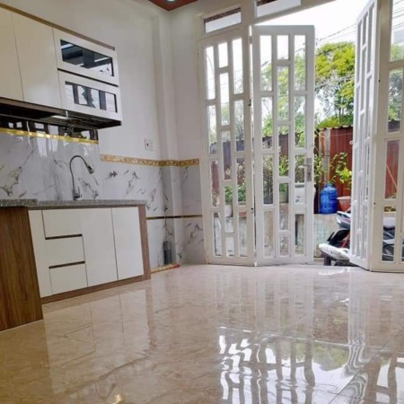 Bán nhà mới cổng trung tâm Lê Văn Quới Quận Bình Tân, diện tích giá bán chỉ 5.25 tỷ