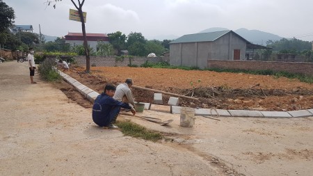 Đi đến slide 4